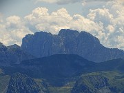 35 Dal Passo della Portula zoom in Presolana